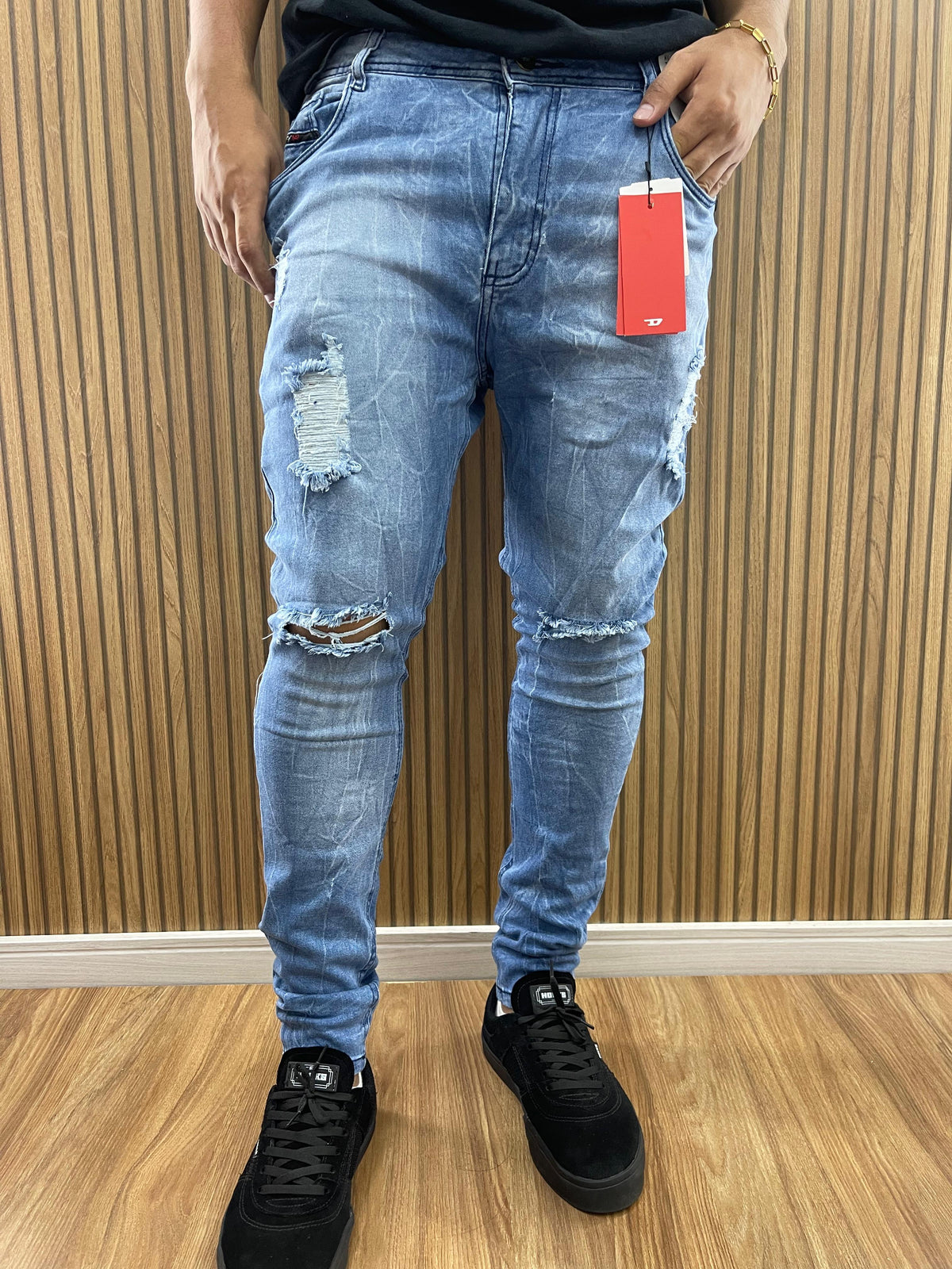 Calça Jeans Masculina Skinny Destroyed